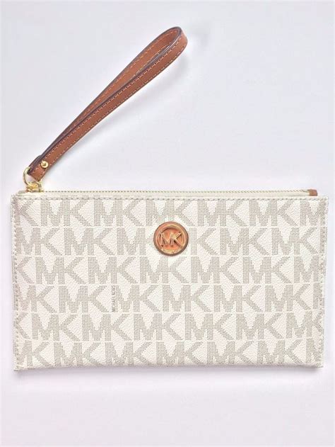 michael kors lg zip clutch